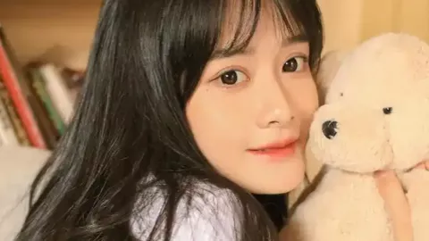 王曼昱父亲卖肉夹馍